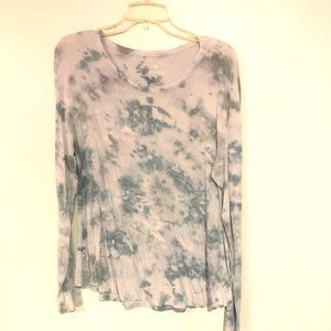 Blue Tye-dye long sleeve top.